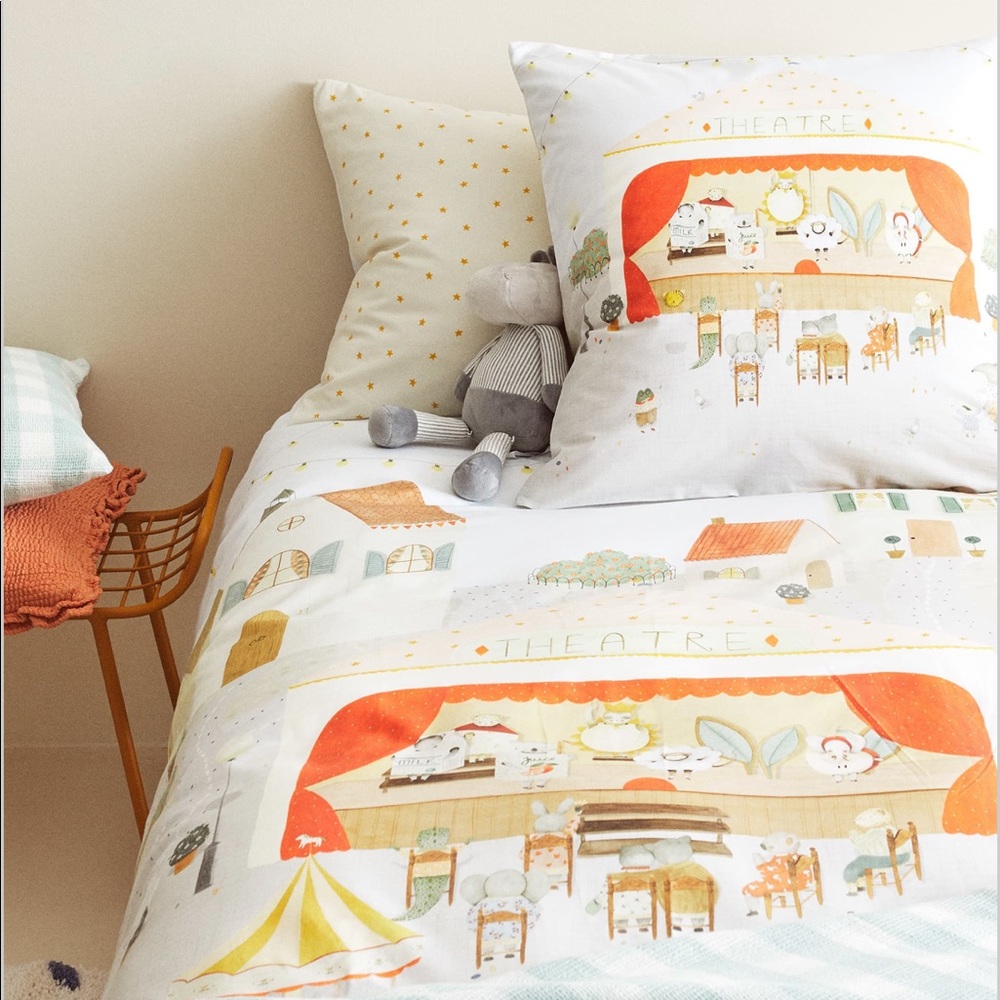Zara 2 reversible pillow cases 12”x19.5”